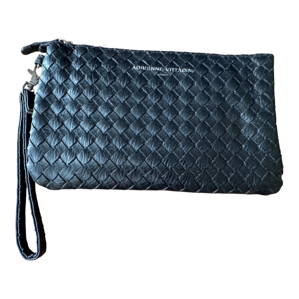 ADRIENNE VITTADINI Black Woven Wristlet Clutch with Mobile Power Bank Charger